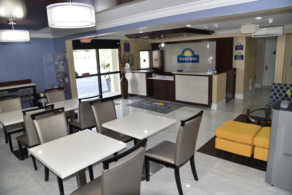 Days Inn By Wyndham Goose Creek Βόρειο Τσάρλεστον Εξωτερικό φωτογραφία