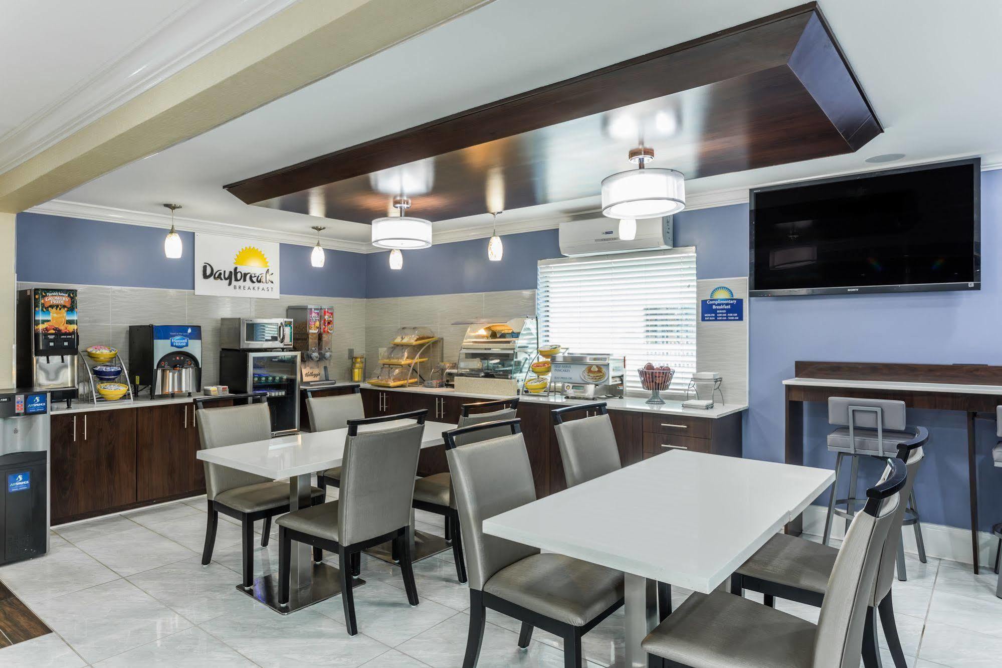 Days Inn By Wyndham Goose Creek Βόρειο Τσάρλεστον Εξωτερικό φωτογραφία